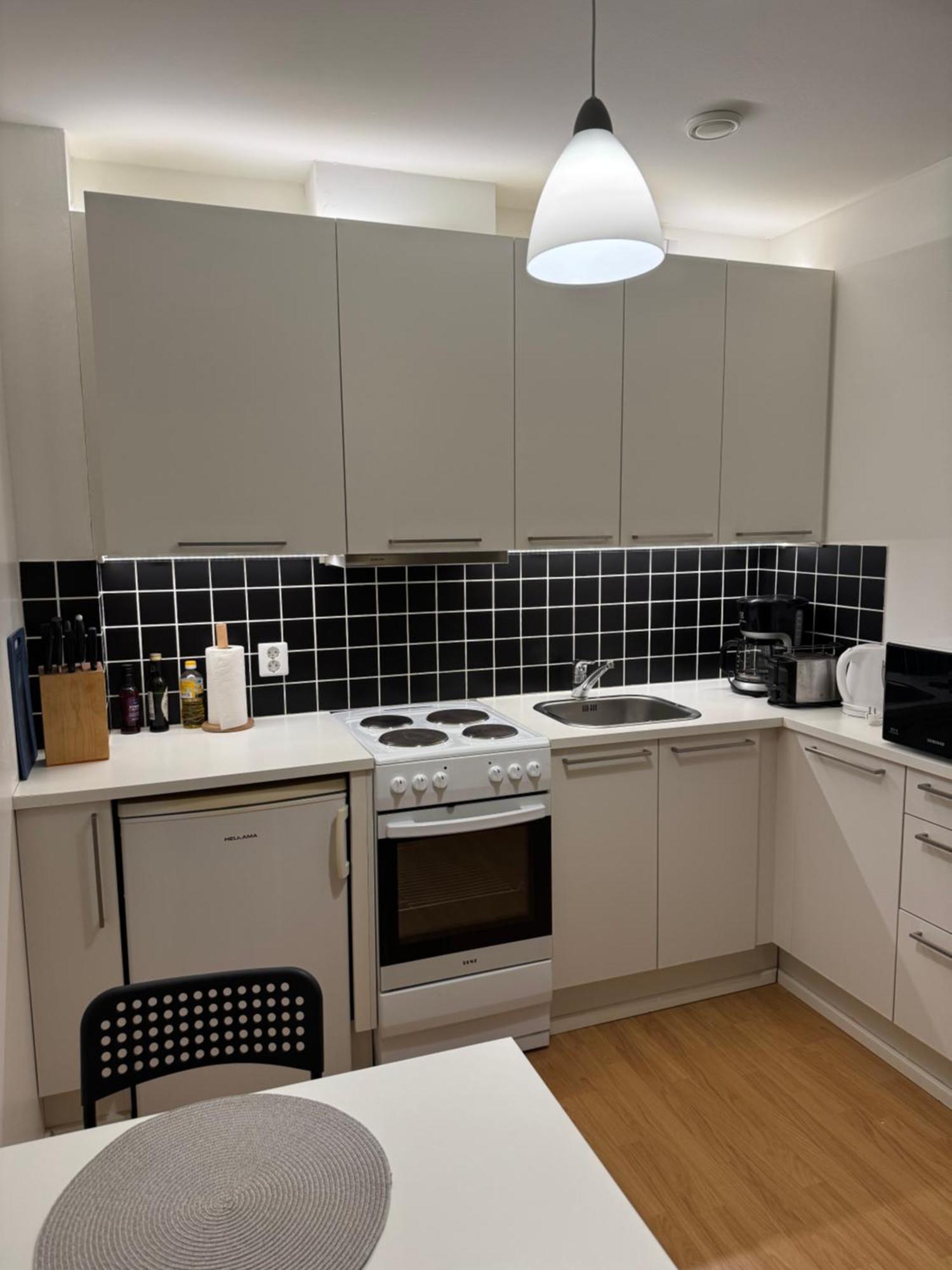 Tranquil Studio Near Nature, Free Parking& Wifi Helsinki Bagian luar foto